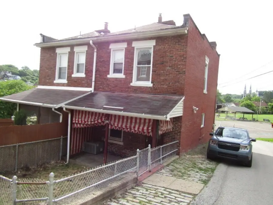 1214 1/2 3rd St, McKees Rocks, PA 15136 - Image #3