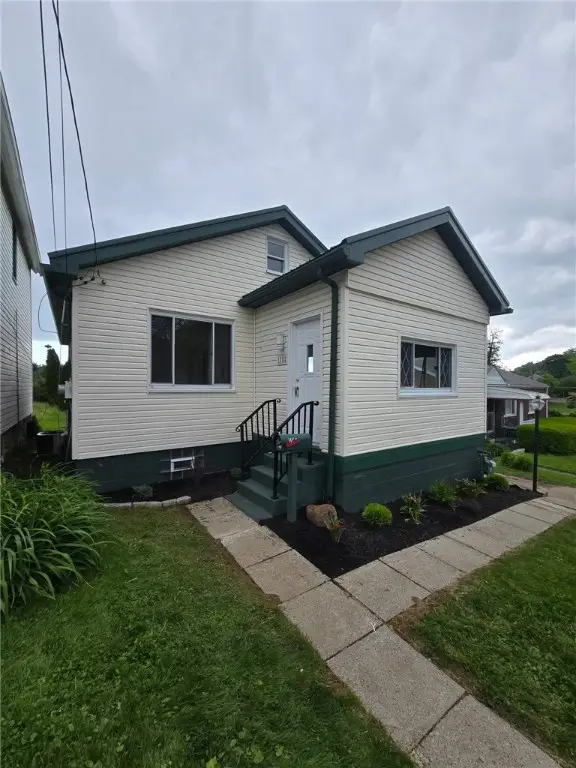 1102 Vermont Ave, White Oak, PA 15131 - Image #1