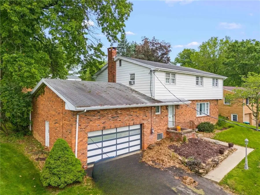 48 Green Crescent Dr, South Strabane Township, PA 15301 - Image #3