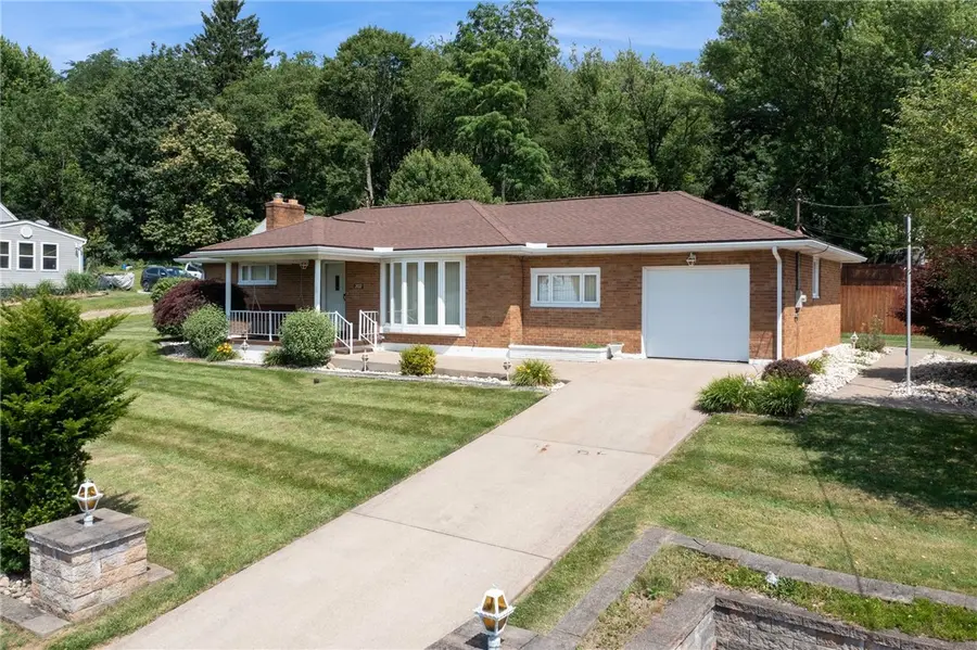 2122 Elizabeth Ct, Murrysville, PA 15632 - Image #3