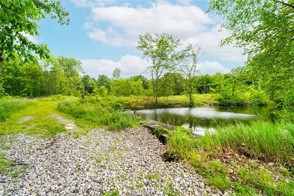 4109 High Hill Rd, Pulaski Twp, PA 16159