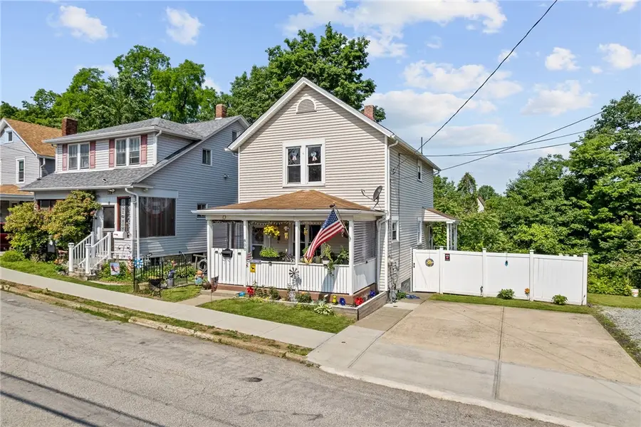 800 Romine Ave, Port Vue, PA 15133 - Image #2