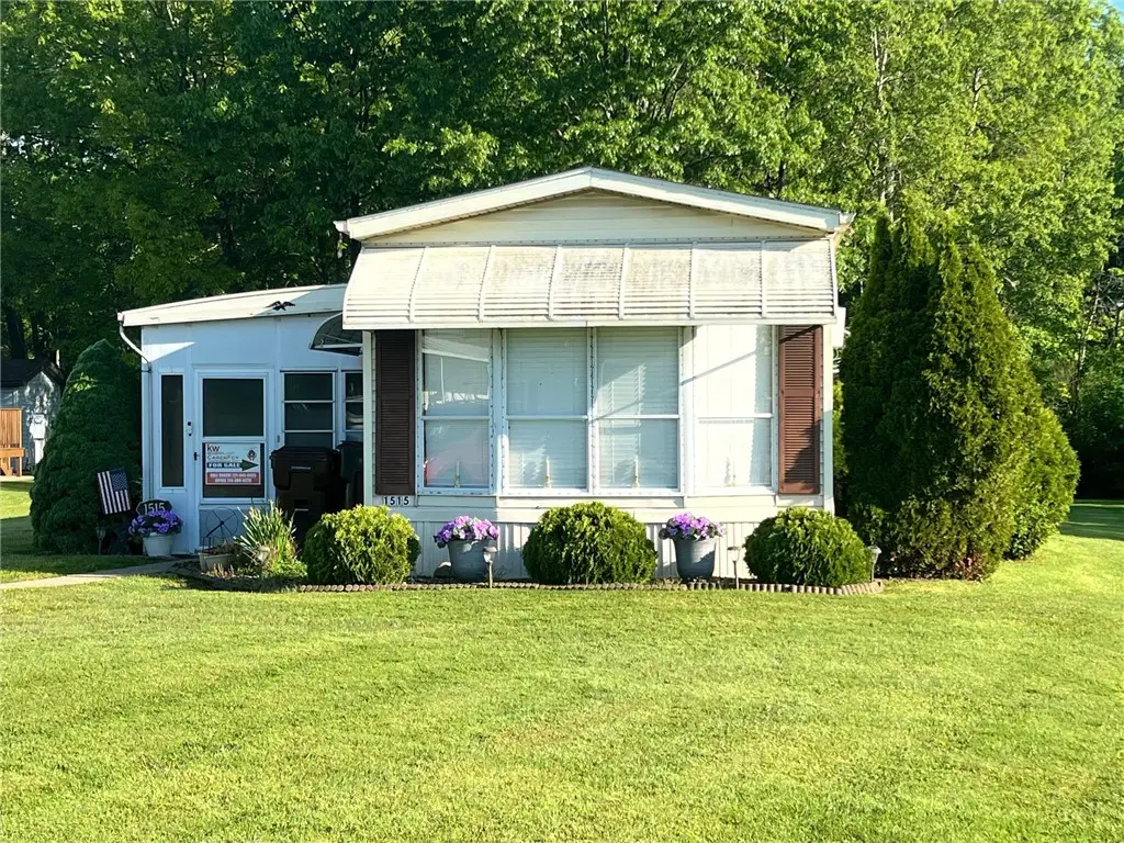 1515 Lee Ln, Grove City, PA 16127 - Image #1