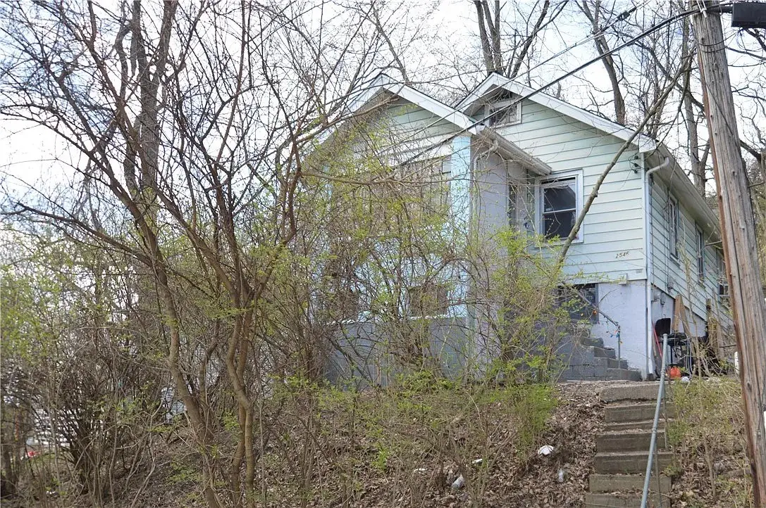 2546 Merwyn Ave, Pittsburgh, PA 15204 - Image #1