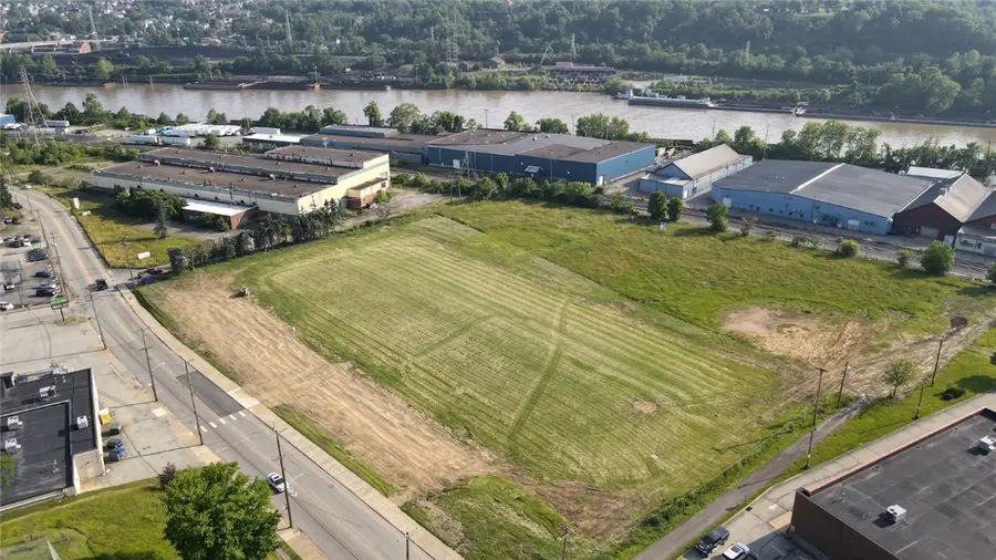 962 Ohio Ave, Glassport, PA 15045 - Image #2