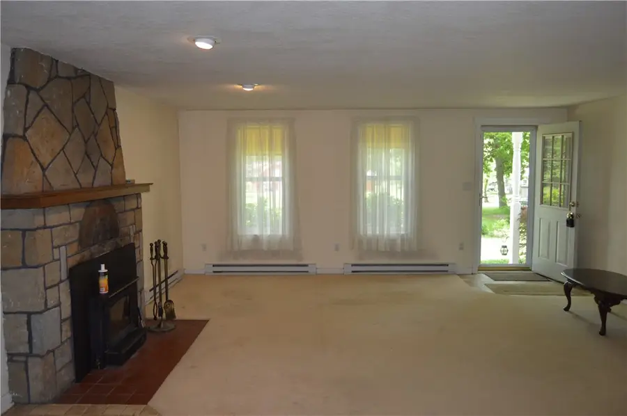 3244 Maple Ln, Jamestown, PA 16134 - #2