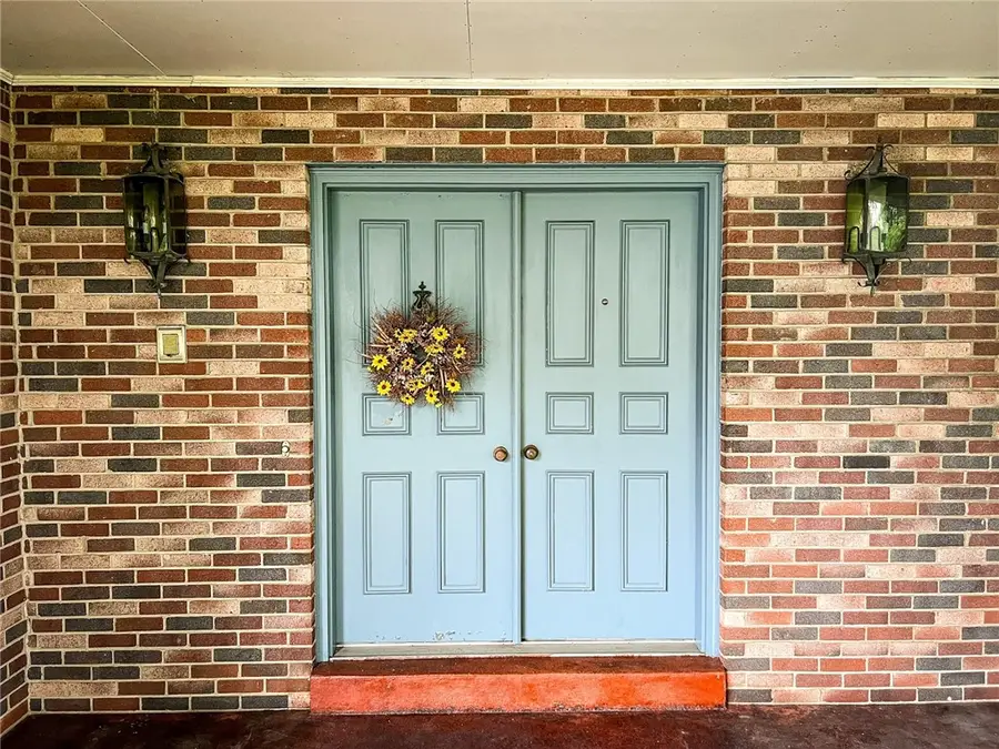 123 W Muntz Ave, Meadowood, PA 16001 - Image #3