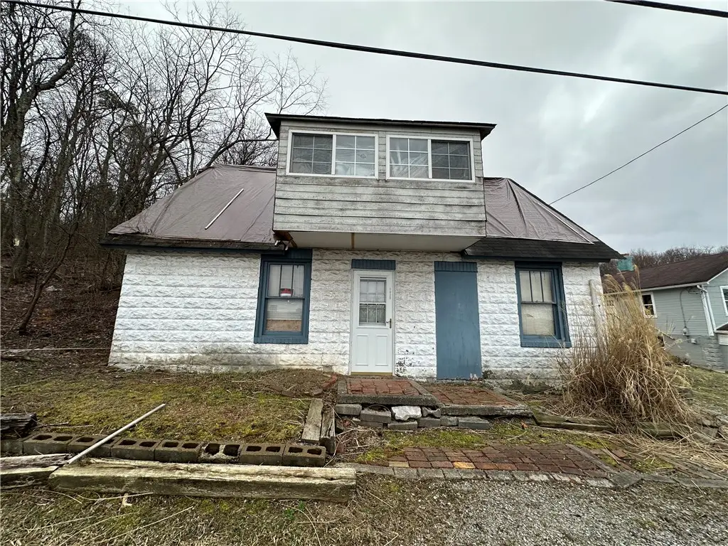 1028 Mueller St, Bairdford, PA 15044 - Image #1