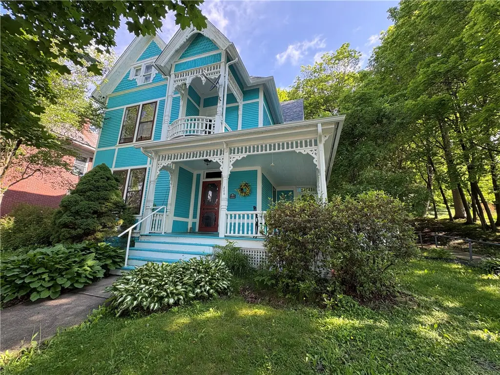 304 Jefferson St, Brookville, PA 15825 - #1