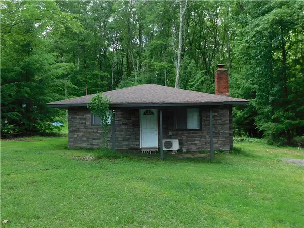 367 Pike School Road, Markleysburg, PA 15459