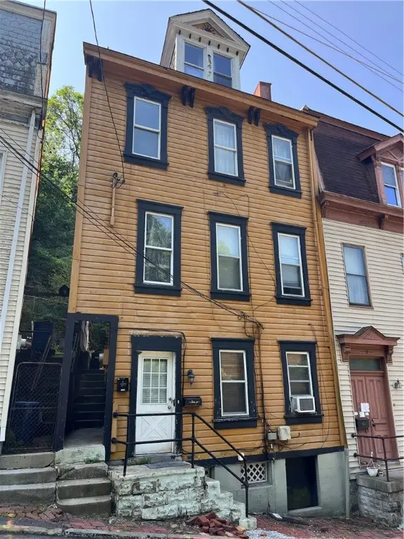 38 Rostock St, Pittsburgh, PA 15212 - Image #1