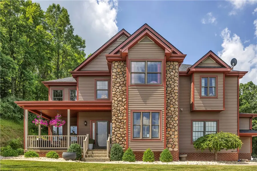 245 Shaw Ct., New Alexandria, PA 15670 - #2