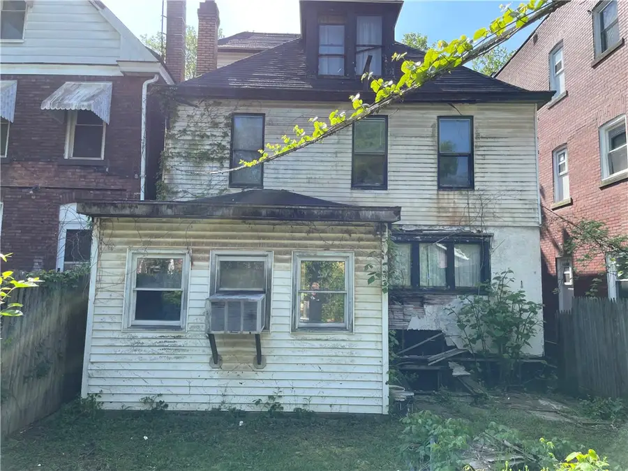 1013 4th St, North Braddock, PA 15104 - Image #2