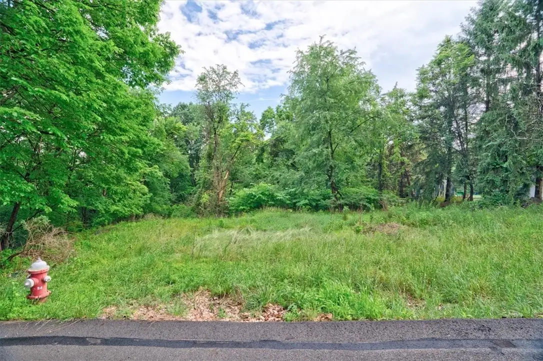 309 Preston Ave, Ross, PA 15214 - #1