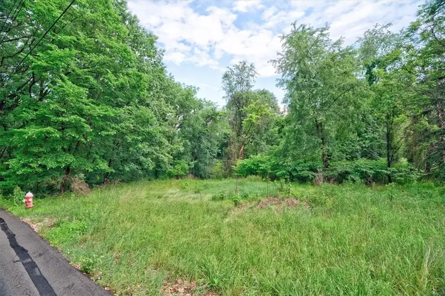 309 Preston Ave, Ross, PA 15214 - #2