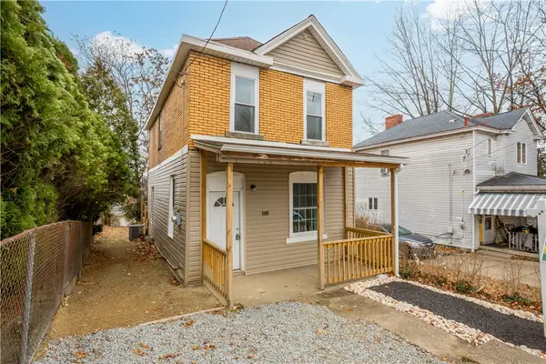 3907 Mcwhinney St, Munhall, PA 15120