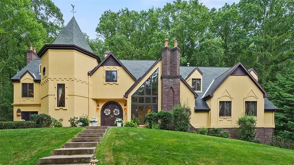 613 Lincoln Rd, Bradford Woods, PA 15015