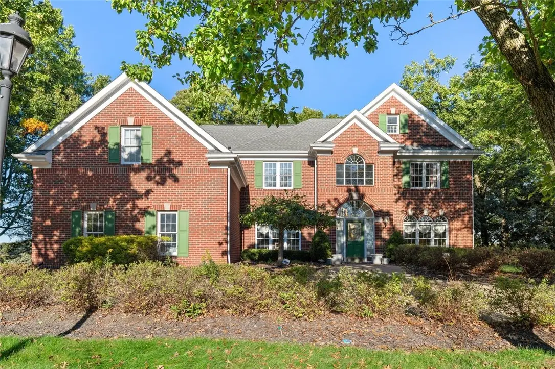 115 Lyndhurst Cir, Pine, PA 15090 - Image #1