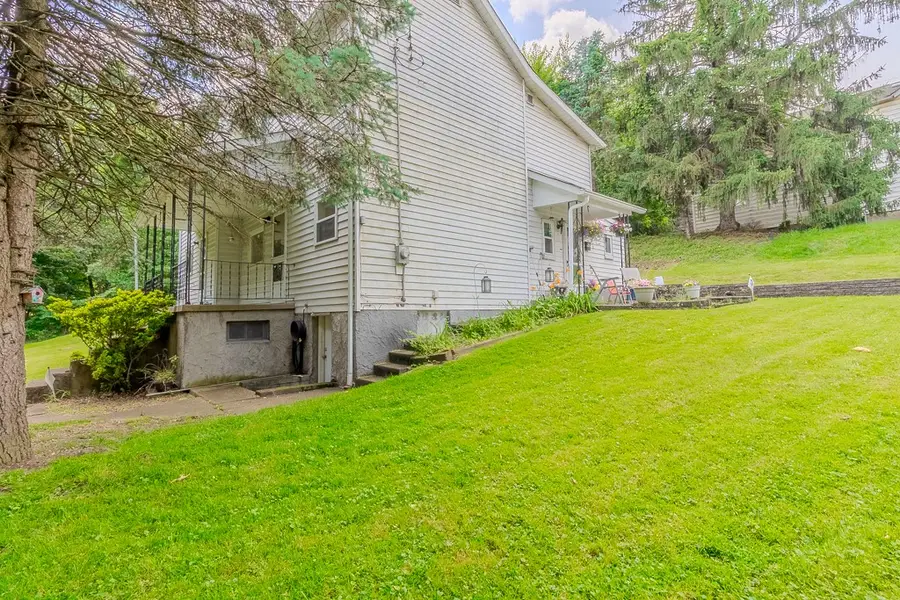 93 Semmens St, Wilkins Township, PA 15145 - Image #3