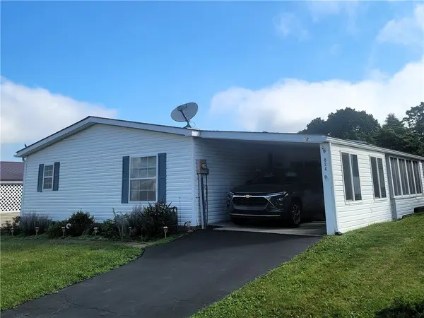 826 Clover Ln, Murrysville, PA 15668