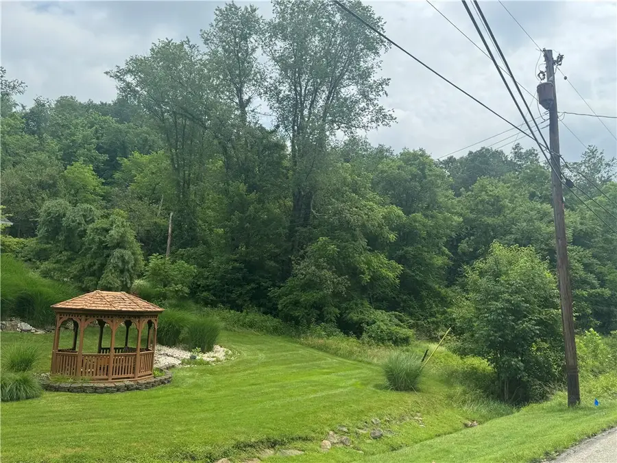 373 Lakeview Drive, South Strabane Township, PA 15301 - Image #3