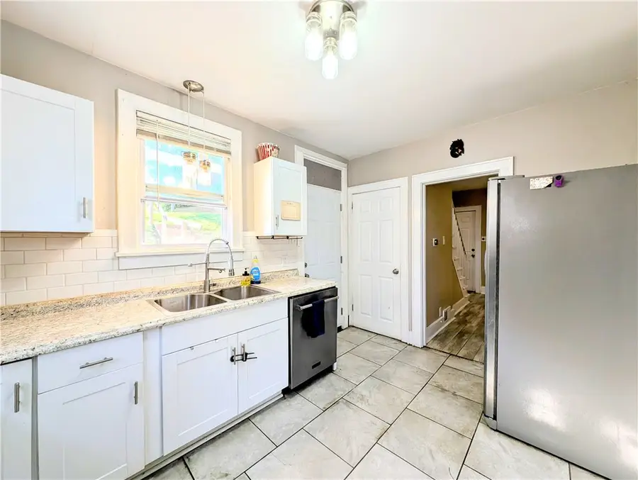 213 N 5th St, Jeannette, PA 15644 - Image #3