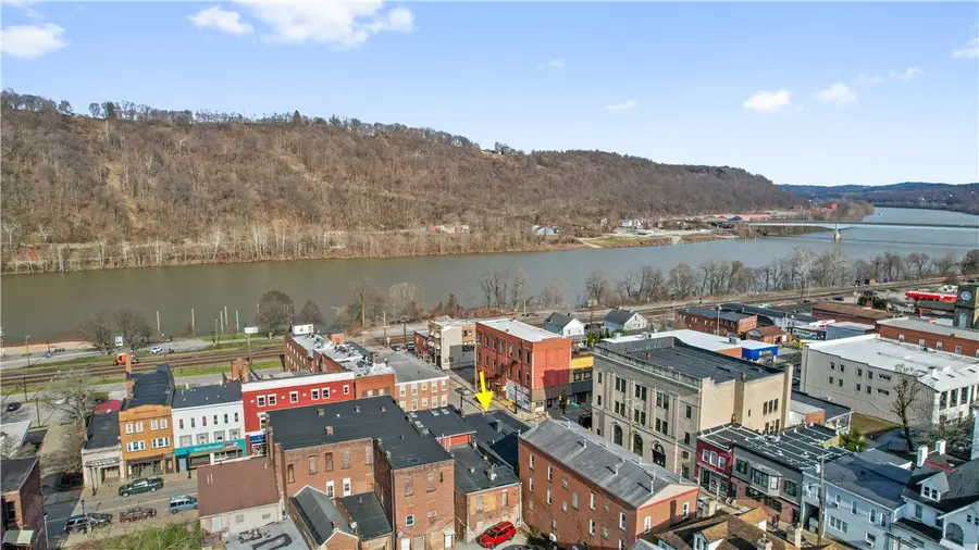 202 W Main Street, Monongahela, PA 15063 - Image #2