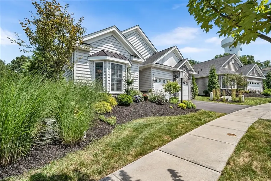 271 Jefferson Ln, Cranberry Township, PA 16066 - Image #3