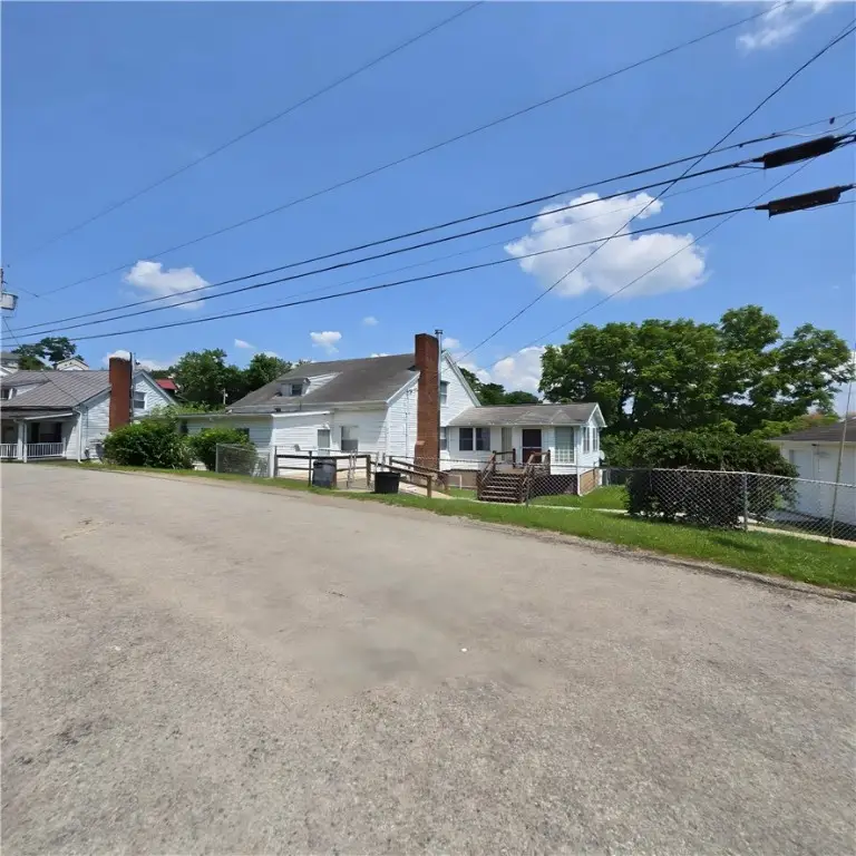 76 Foch Cir, Nemacolin, PA 15351 - Image #2