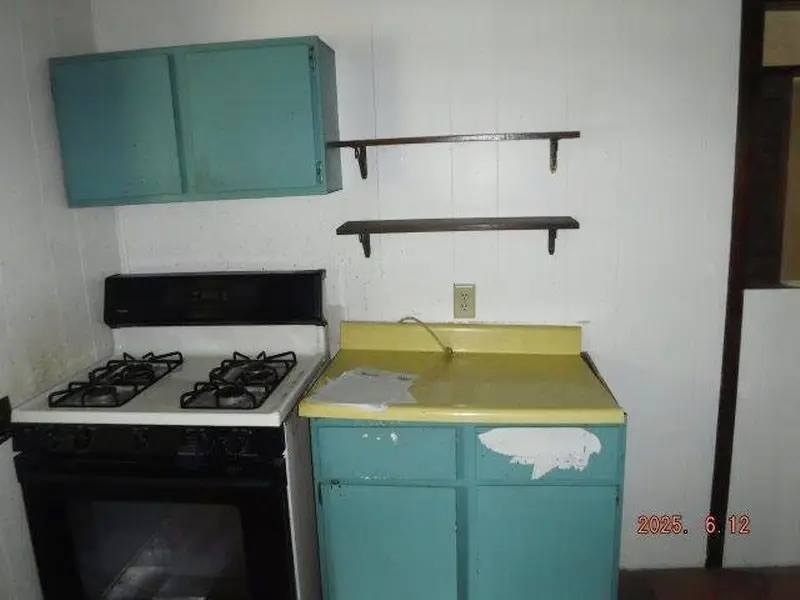 822 Robin Rd, Loyalhanna Township, PA 15681 - Image #3