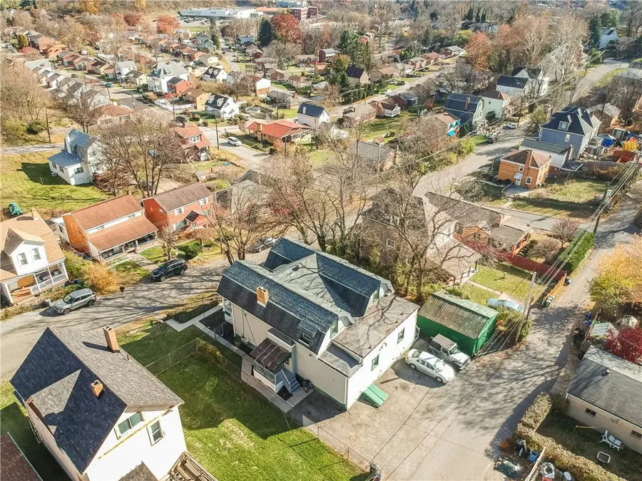 318 Mueller Ave, Crafton, PA 15205 - Image #3