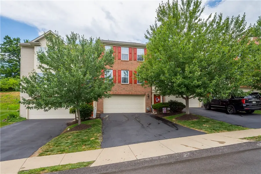 113 Bellefield Ct, Bakerstown, PA 15044 - Image #2