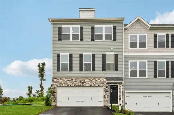 118 River Ridge Drive, Moon/Crescent Twp, PA 15108