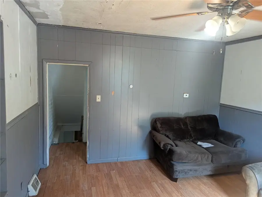 1233 Scott St, McKeesport, PA 15132 - Image #3