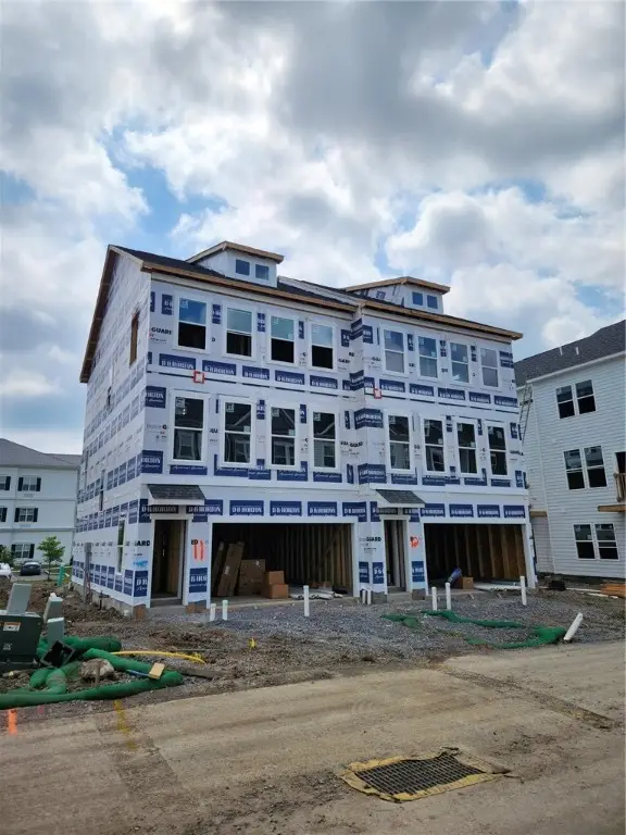 9719 Hopkins #12, McCandless, PA 15090 - Image #3