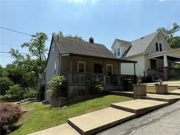 1119 Stewart St, Tarentum, PA 15084