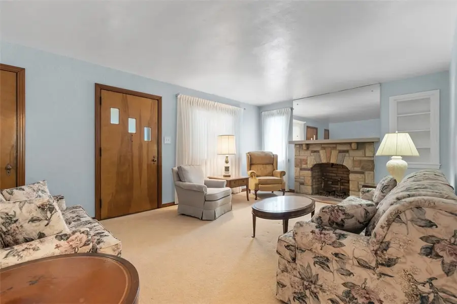 3040 Broadway Avenue, Castle Shannon, PA 15234 - Image #3