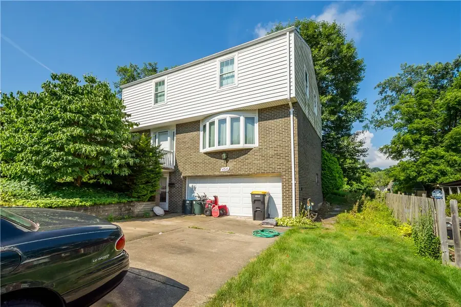 4316 Anna Street, Bethel Park, PA 15102 - Image #2