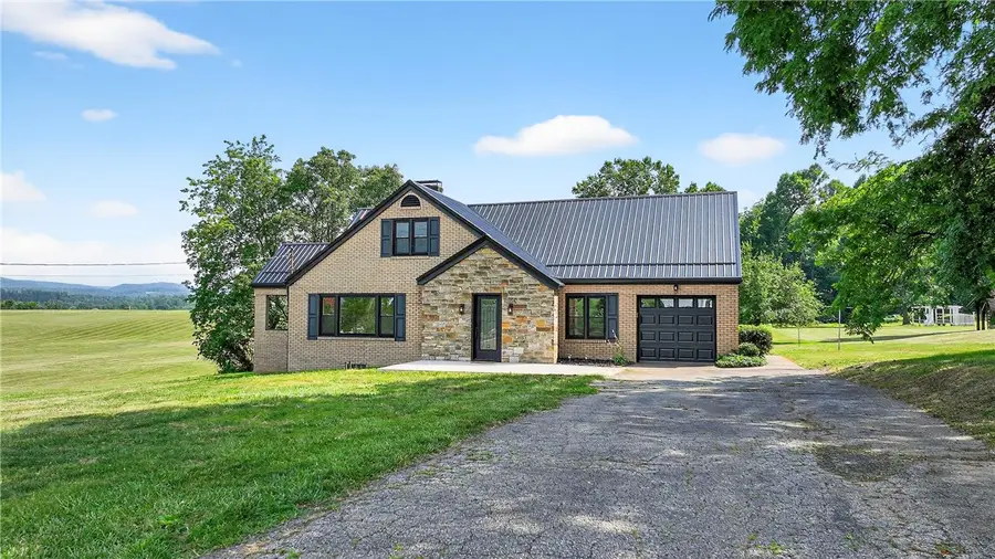 545 Vanderbilt Rd, Dunbar Township, PA 15425 - Image #3