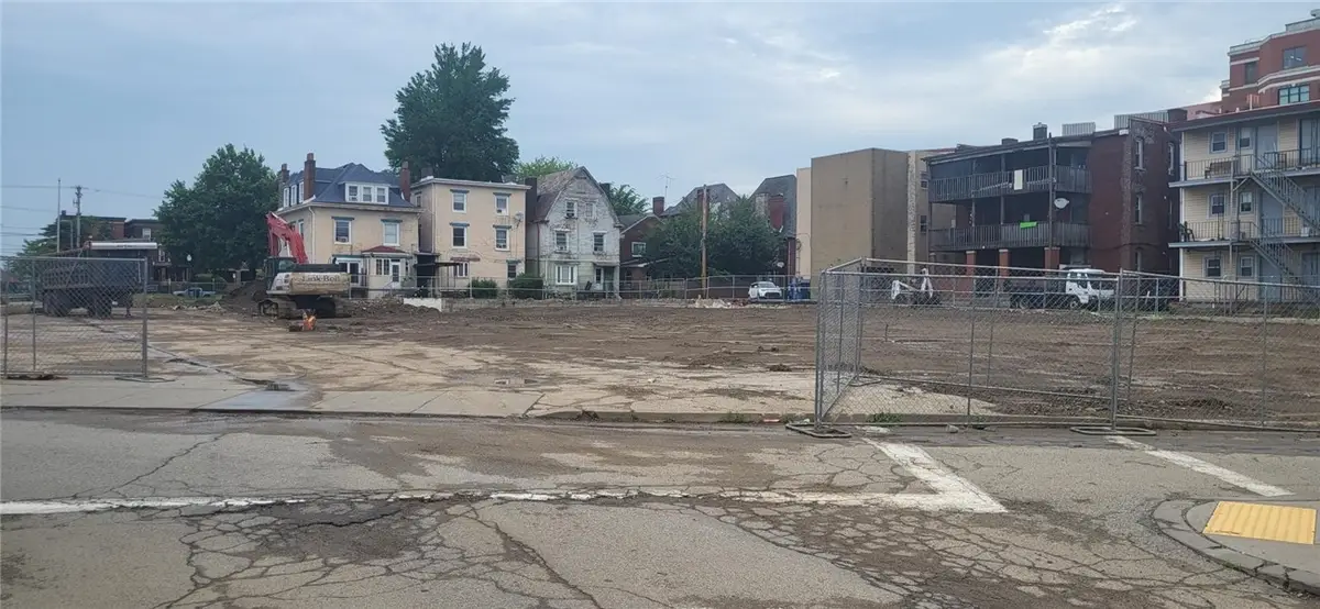 321 Edmond St, Pittsburgh, PA 15224 - #1