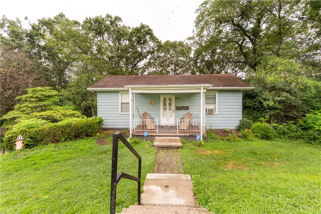 427 Reamer Ave, Carnegie, PA 15106 - Image #1