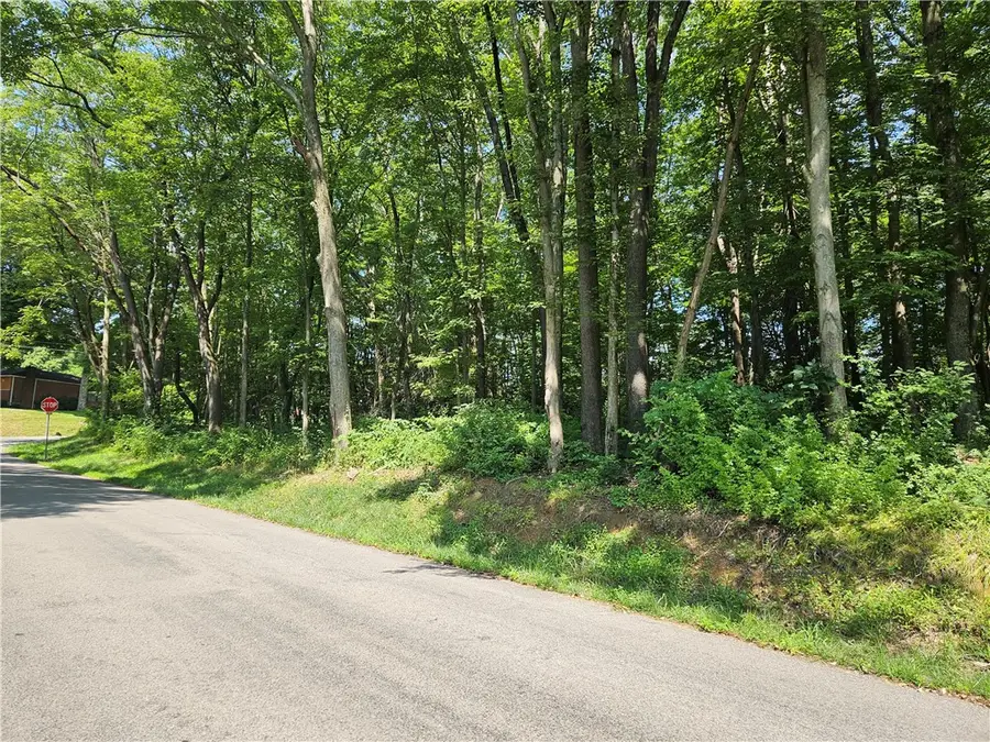 405 Overbrook Rd, Middlesex, PA 16059 - Image #2