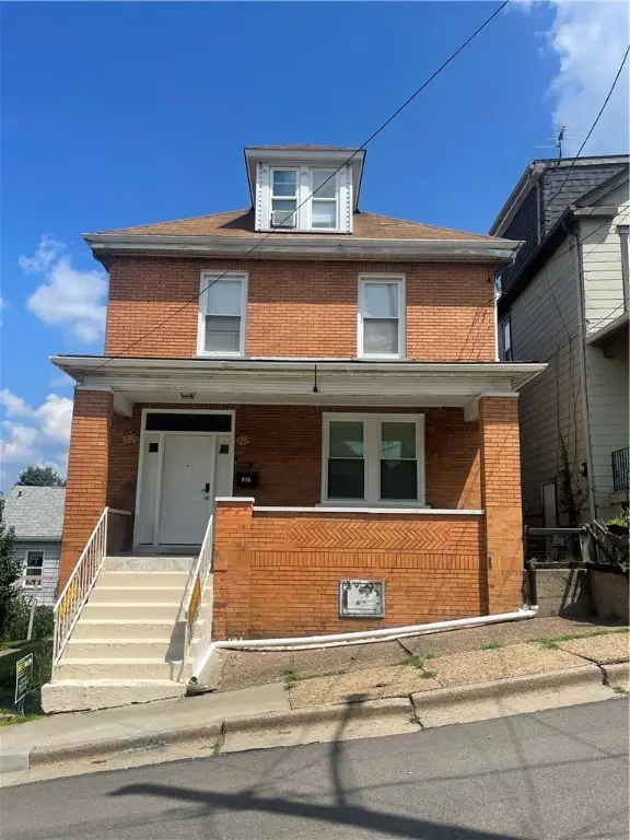 819 Kerr St, Ambridge, PA 15003 - Image #1