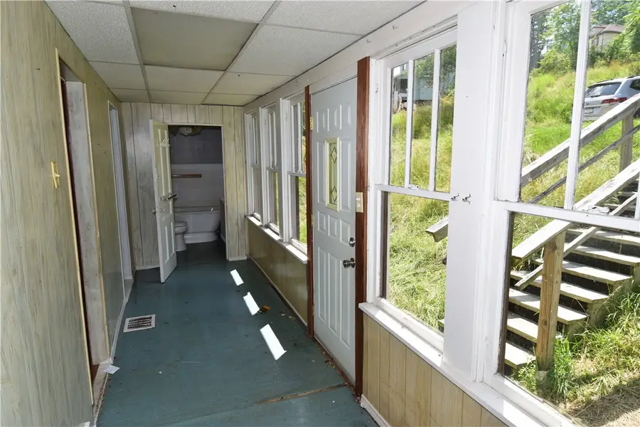 123 Sims Ln, Fallowfield, PA 15022 - Image #3