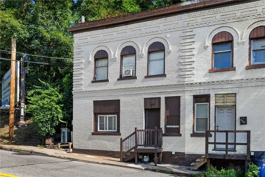 228 Steuben St, Pittsburgh, PA 15220 - Image #2