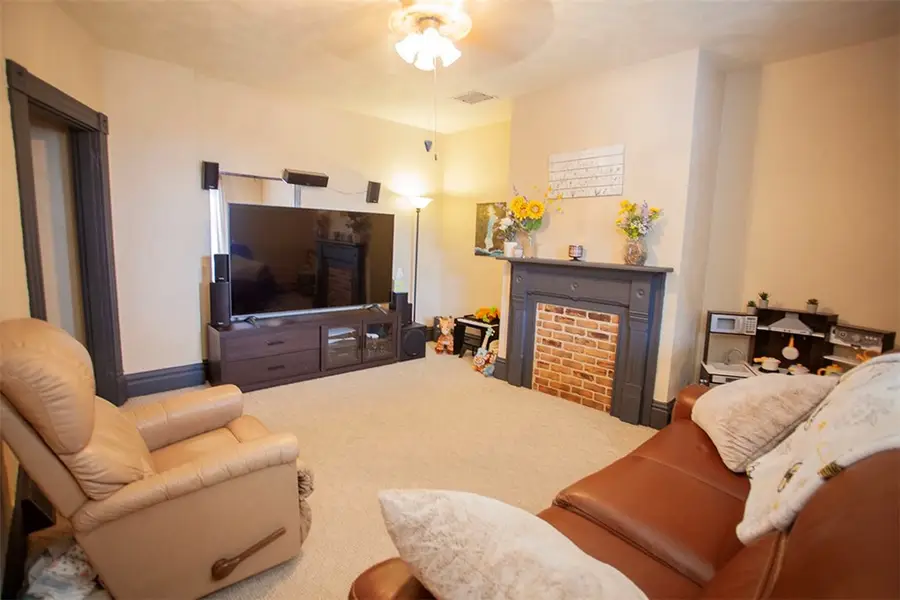 1612 Harrison Ave, Jeannette, PA 15644 - Image #3