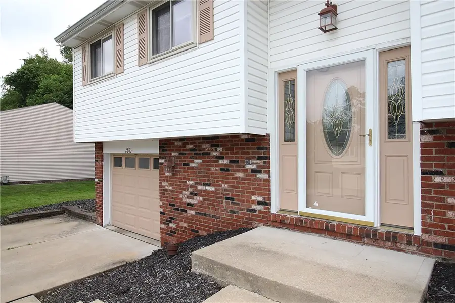 2883 Amy Drive, South Park, PA 15129 - Image #2