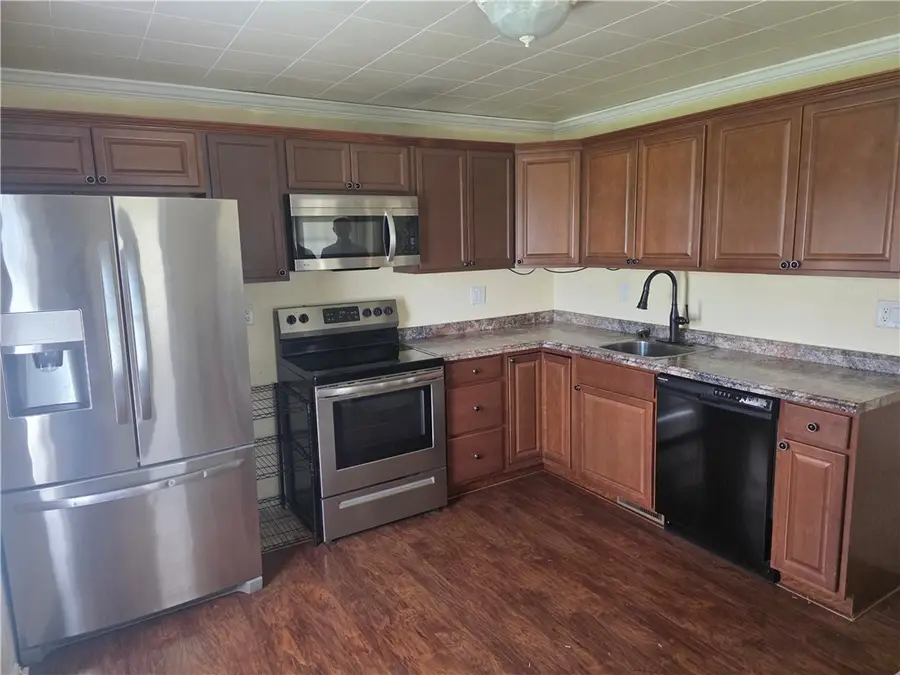 1108-1110 B St, Latrobe, PA 15650 - Image #2