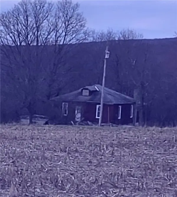 1650 County Line Rd., Donegal, PA 15628