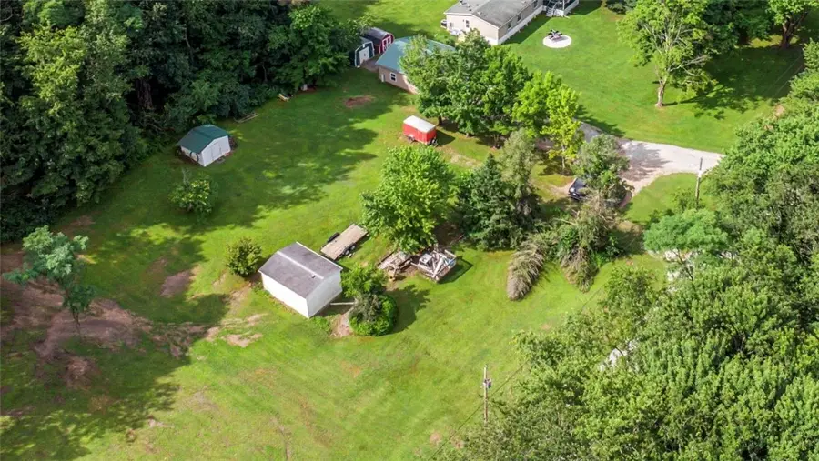 517 Atlantic Rd, Derry Township, PA 15627 - Image #2